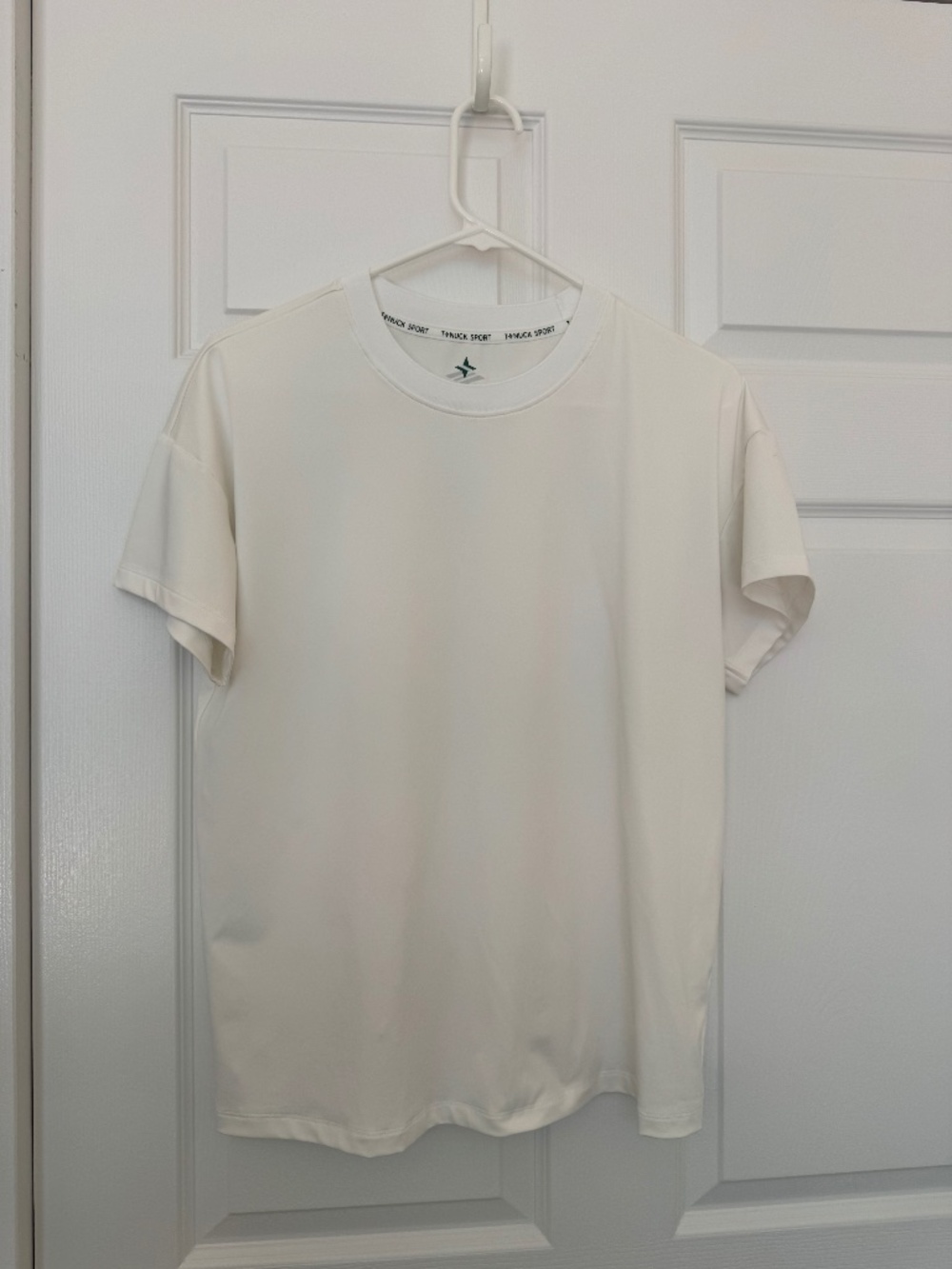 Tuckernuck Sport White Ryan Boyfriend Tee Performance Jersey Tuckernuck Size S
